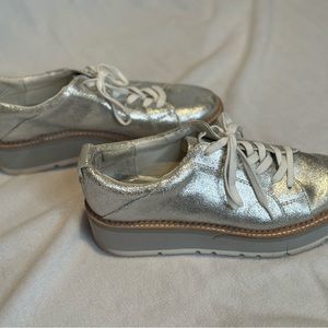 Dolce Vita silver shoes